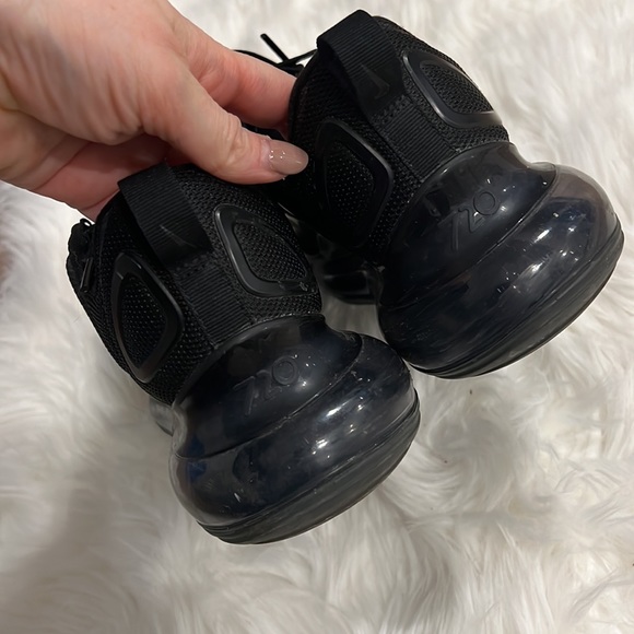 Nike Air Max 720 sneakers - Picture 3 of 5